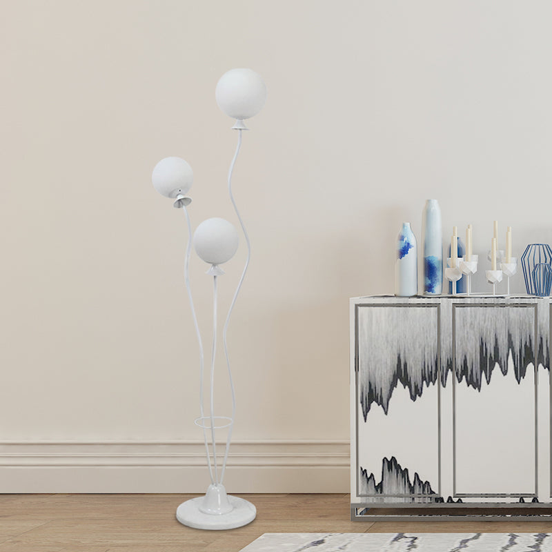 Modernist Glass Ball Standing Floor Lamp with Curved Arm - 3 Heads for Living Room Reading, Black/White