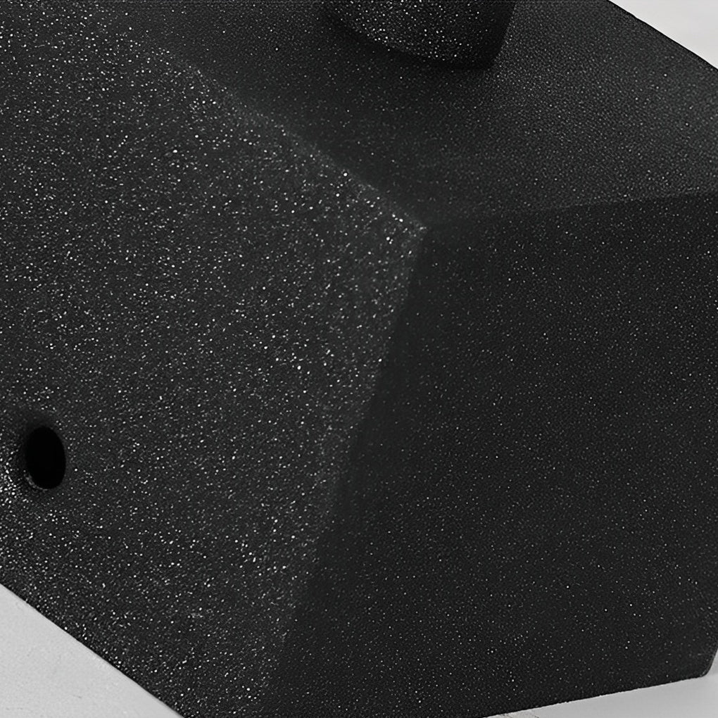 Linear Black LED Solar Powered Path Lamp – Minimalist Outdoor Lighting