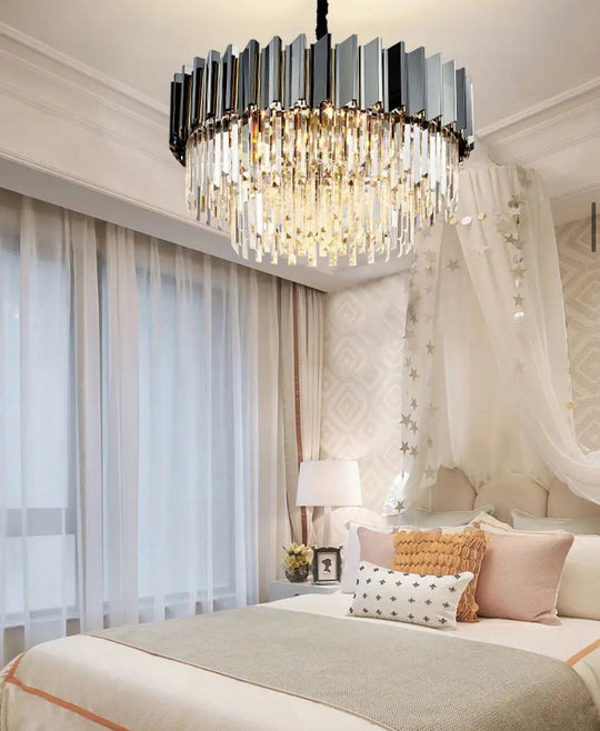 Claire Chandelier – Enjoy Contemporary Charm