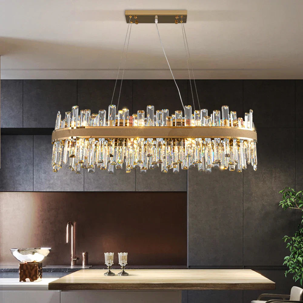 Brenda Chandelier : Glamour for Every Room