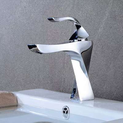 New Design Basin Faucet Black And Chrome Bathroom Sink Faucet Single Handle Basin Taps Deck Wash Hot Cold Mixer Tap Crane