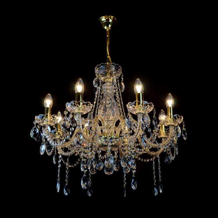 Classe Elevated Crystal Chandelier - Luxurious Hand-Cut Bohemian Elegance