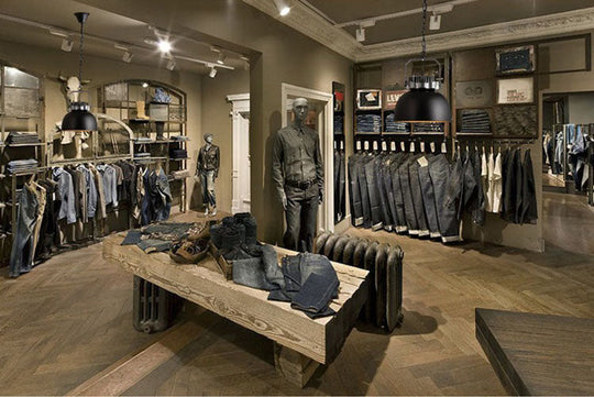 Industrial Metal Dome Shade Pendant Light Fixture - Black, 1 Bulb Ceiling Hanging Light for Restaurants