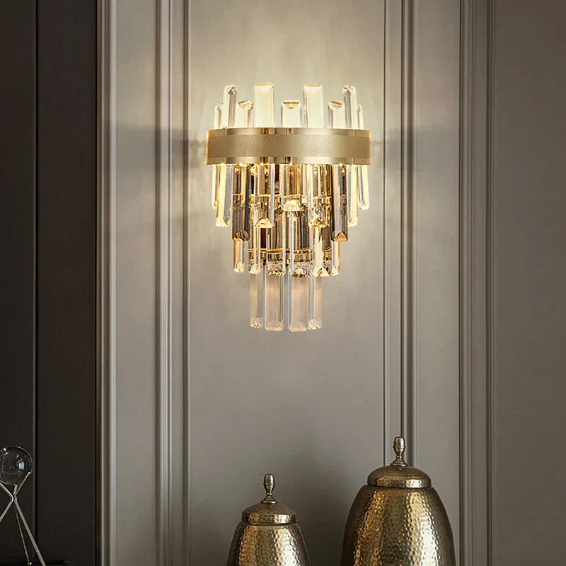 Brenda Chandelier : Glamour for Every Room