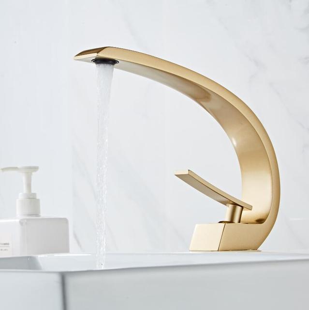 Bathroom faucet Rose Gold widespread Basin faucet Black Tap luxury Gold Basin Mixer Hot And Cold shower room sink Faucet