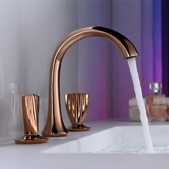 Bathroom basin brass faucet Rose Gold double handle faucet Gold Tap luxury Basin Mixer Hot And Cold shower room sink Faucet