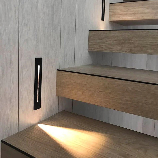 Layla LED stair light