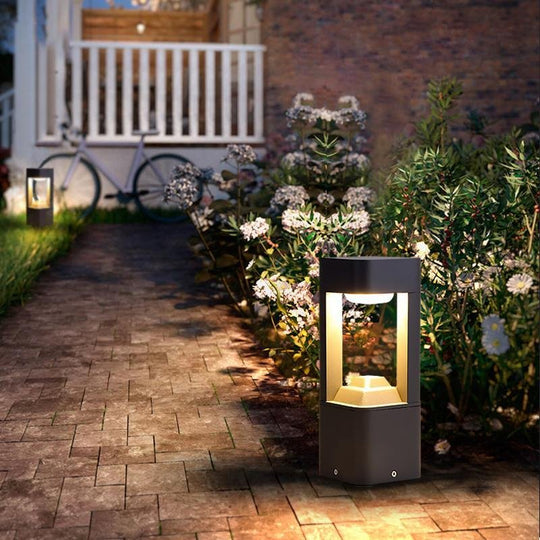 Contemporary Waterproof Black Aluminum LED Pathway Lights – Outdoor Landscape Lighting
