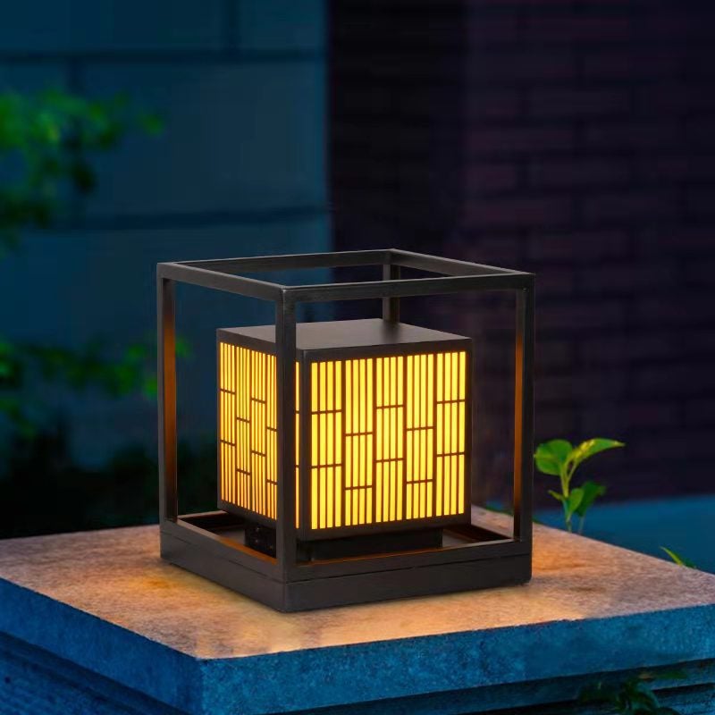 Vintage Window Grilles Solar LED Outdoor Post Lamp