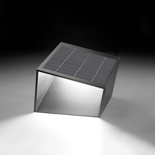 Unique Stainless Steel Artful Cube Outdoor Landscape LED Light