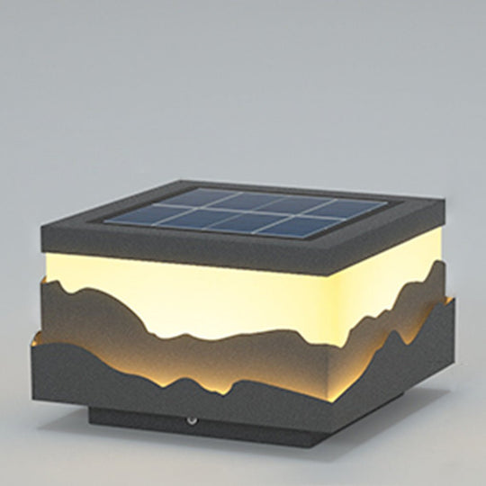 Outdoor Solar LED Waterproof Fence Post Light with Mountain Design