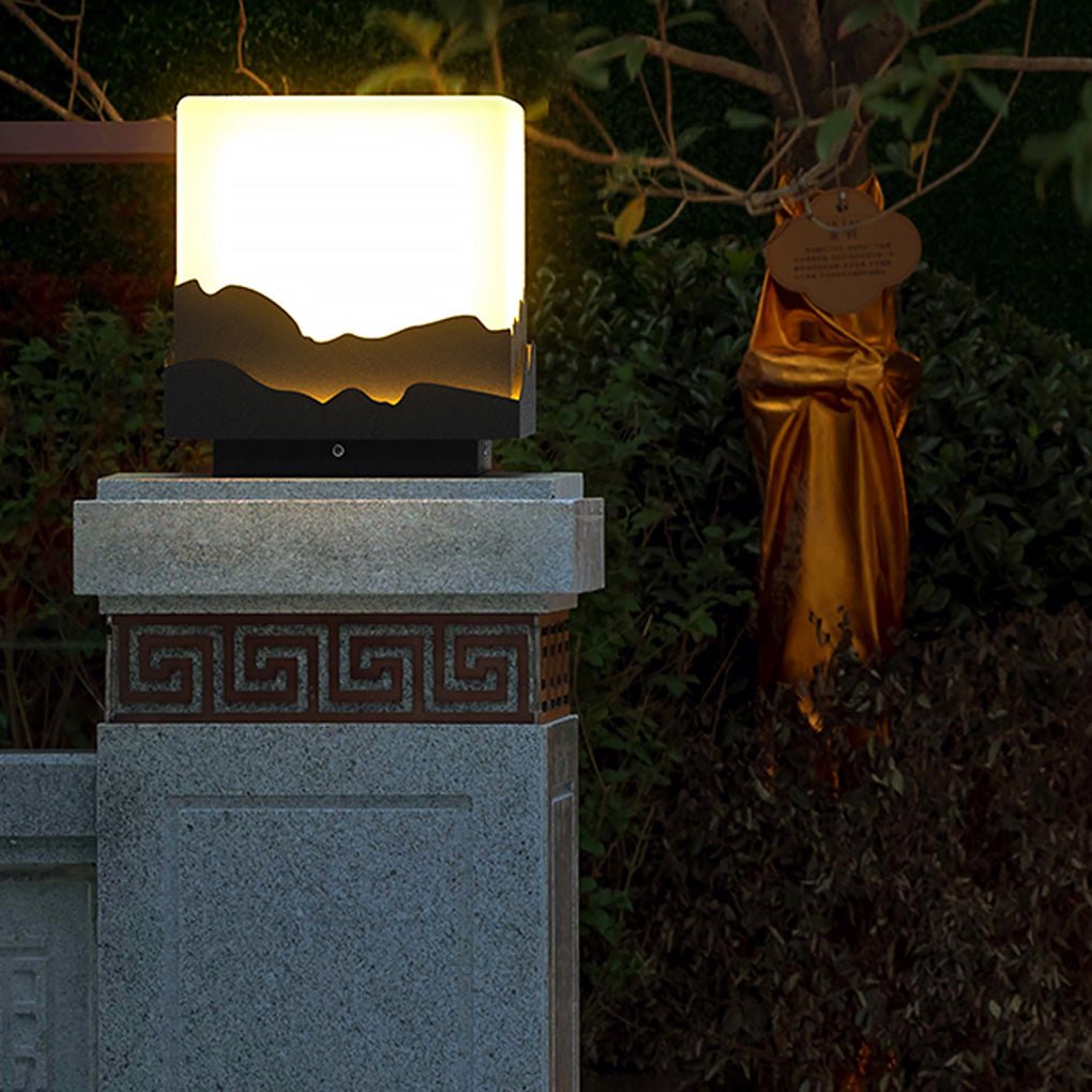 Outdoor Solar LED Waterproof Fence Post Light with Mountain Design