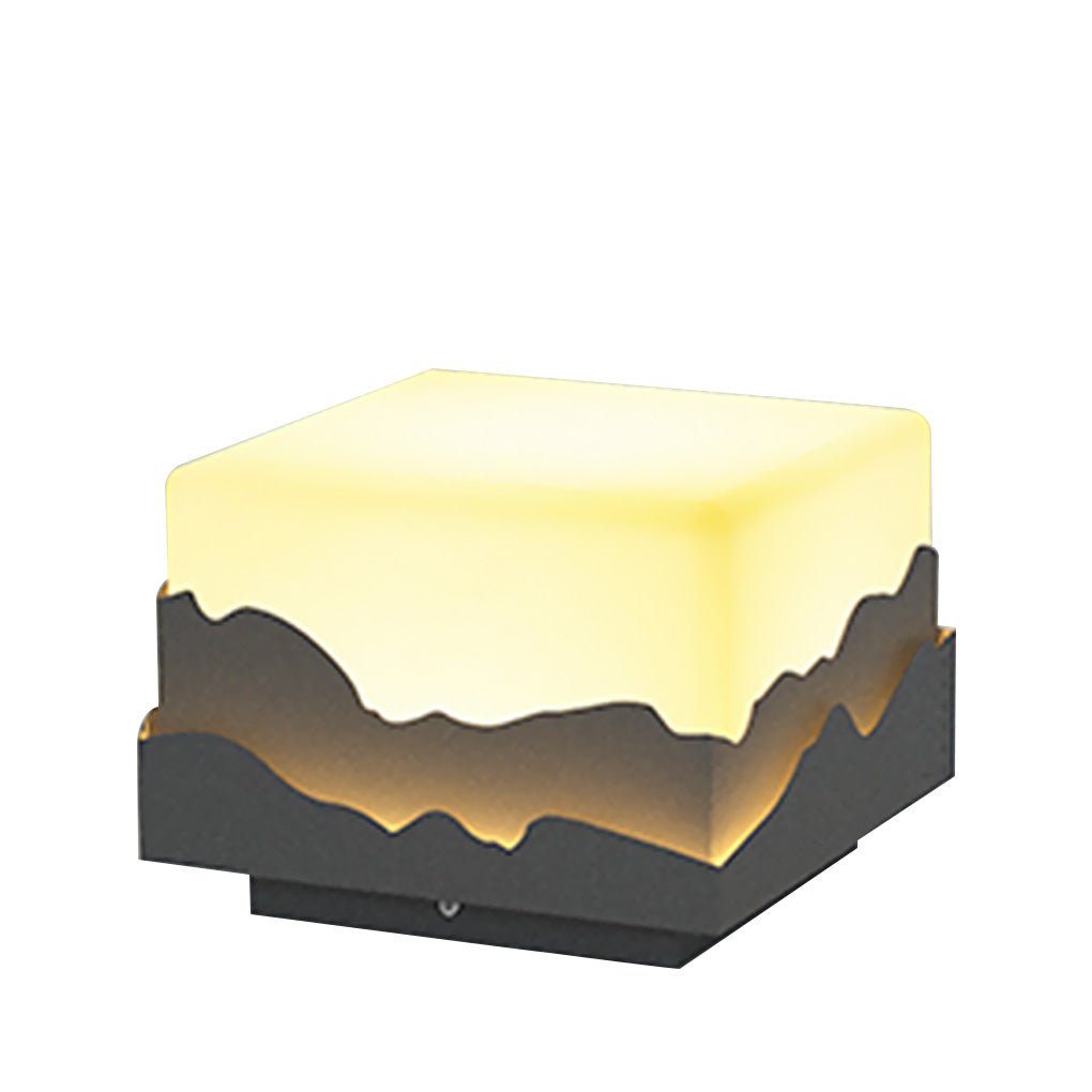 Outdoor Solar LED Waterproof Fence Post Light with Mountain Design