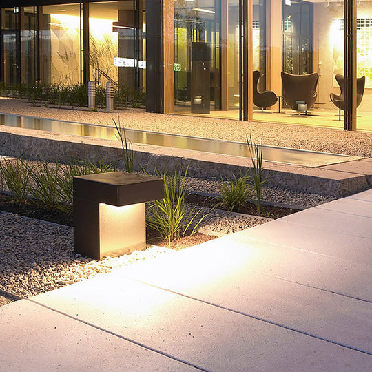 Eco-Friendly Modern Outdoor LED Path Lamp in Minimalist Design