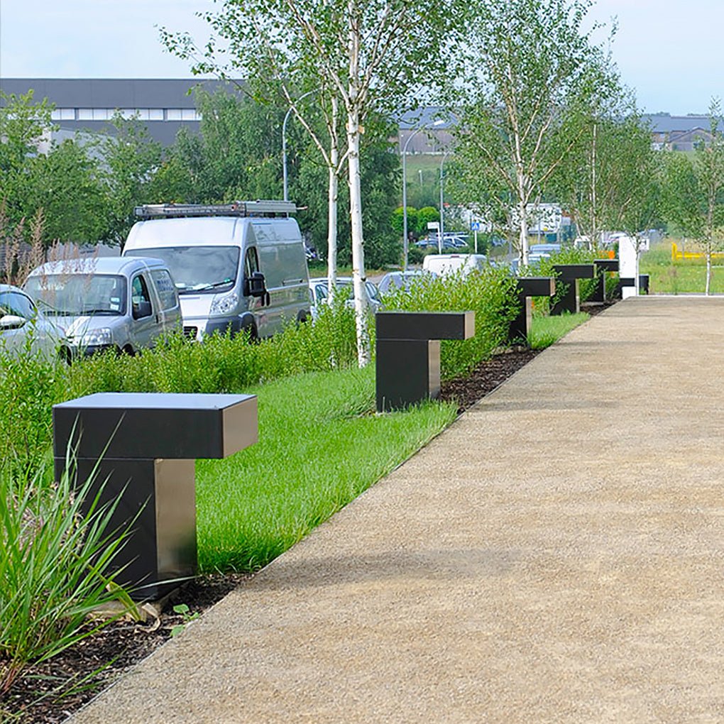 Eco-Friendly Modern Outdoor LED Path Lamp in Minimalist Design