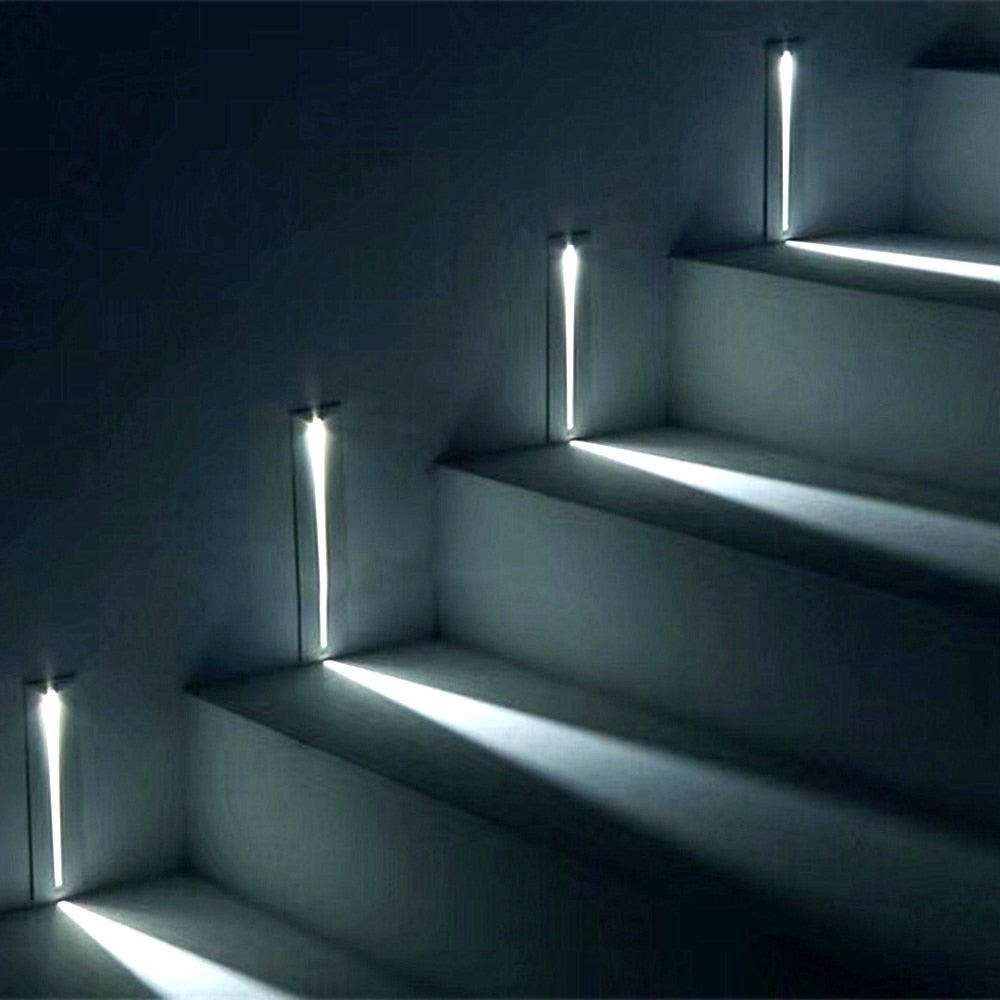 Layla LED stair light