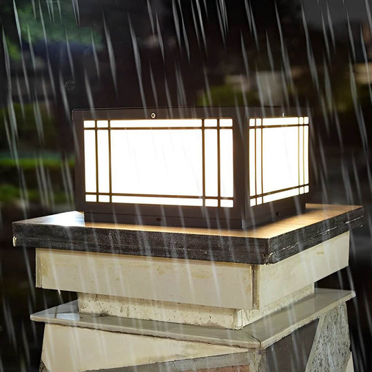 Retro Grilles Waterproof LED 3 Step Dimming Solar Fence Post Lights