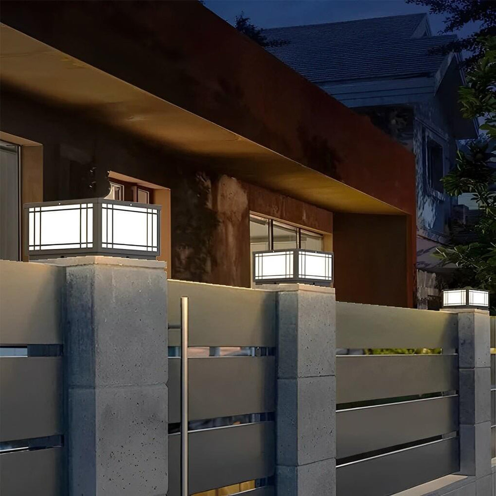 Retro Grilles Waterproof LED 3 Step Dimming Solar Fence Post Lights