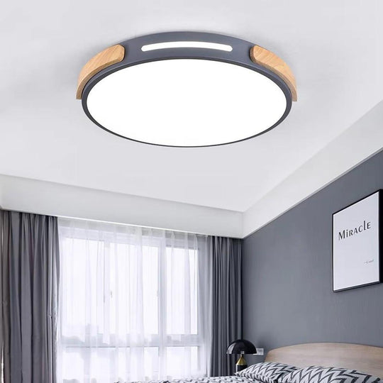 Minimalist Round Design LED Flush Mount Ceiling Light